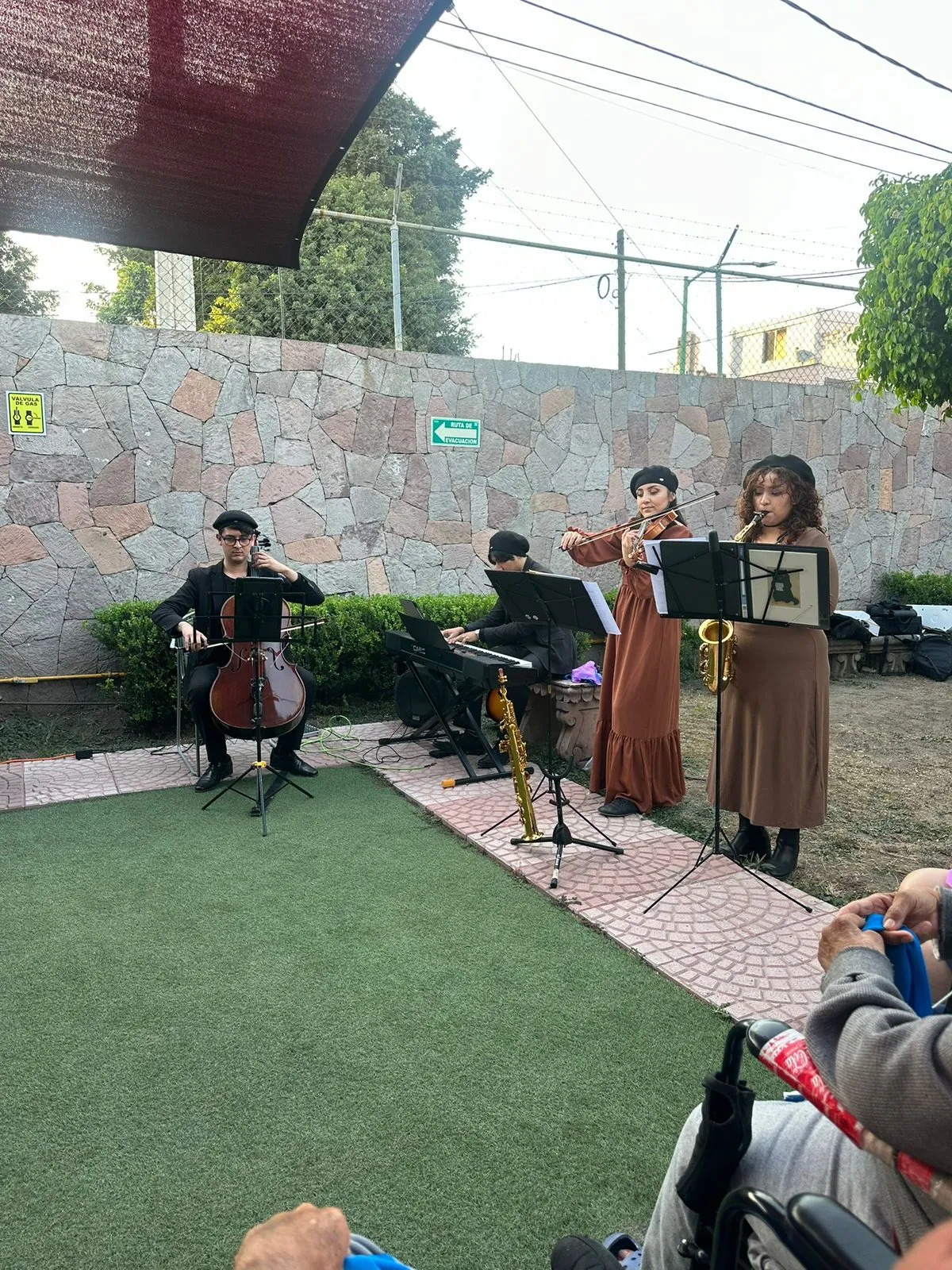 Imagen del album "La Música es para todos"