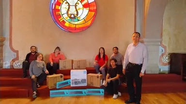 Portada del album: 'Donación de fondos para equipo de cómputo'